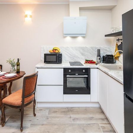 Stanley Helenski - Apartment In Old Town Šibenik Екстериор снимка