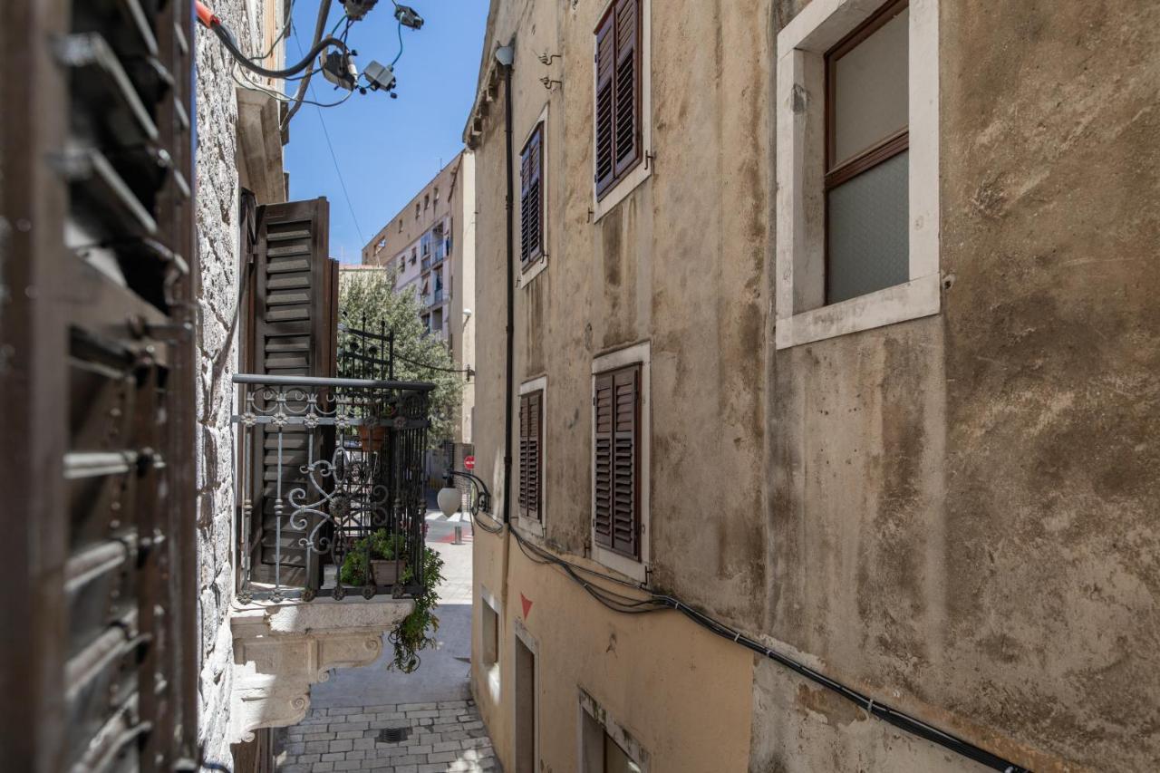 Stanley Helenski - Apartment In Old Town Šibenik Екстериор снимка