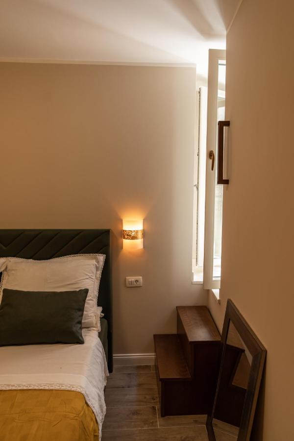 Stanley Helenski - Apartment In Old Town Šibenik Екстериор снимка
